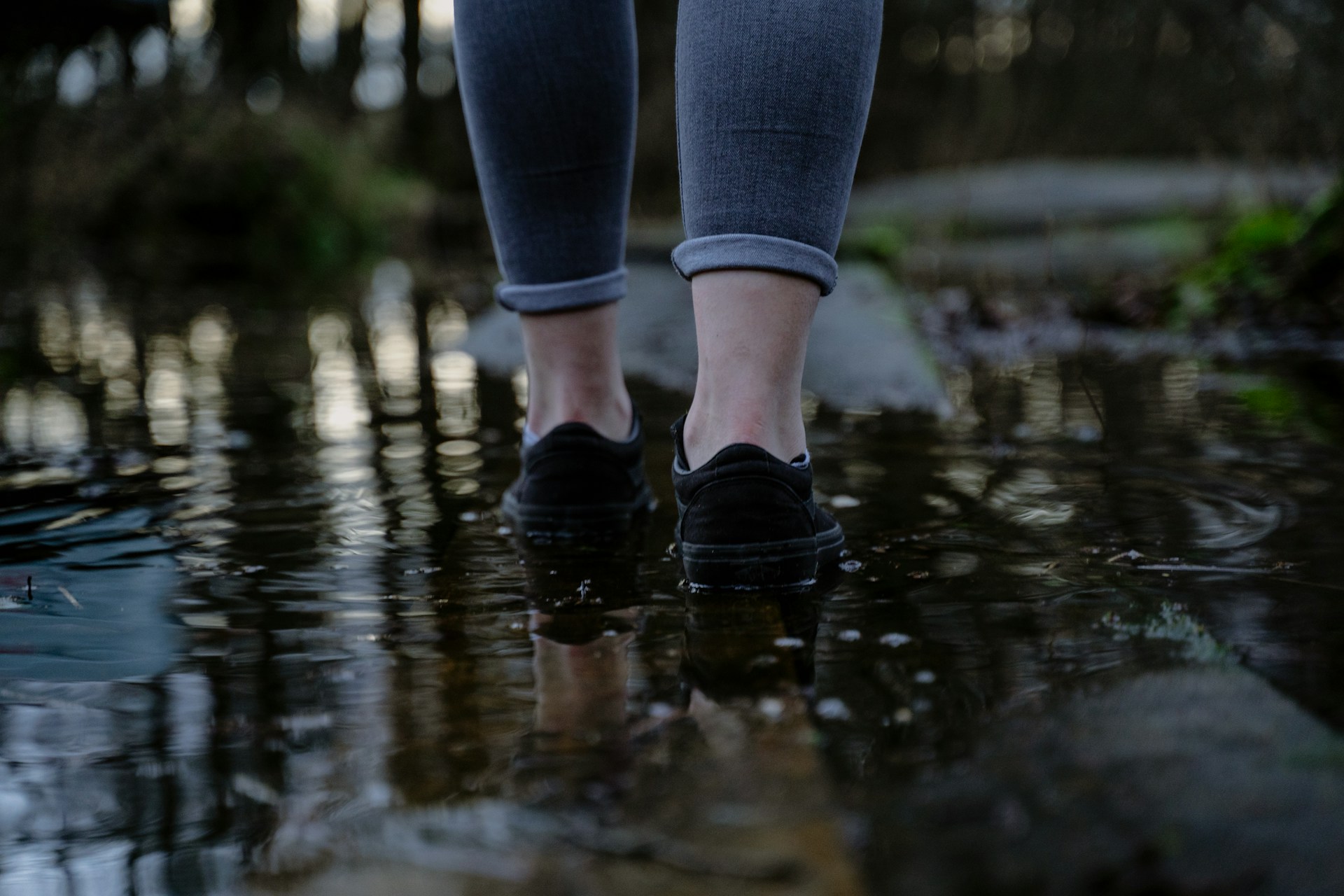 How to Pick the Best Water Shoes for Adventure and Safety How to Pick the Best Water Shoes for Adventure and Safety